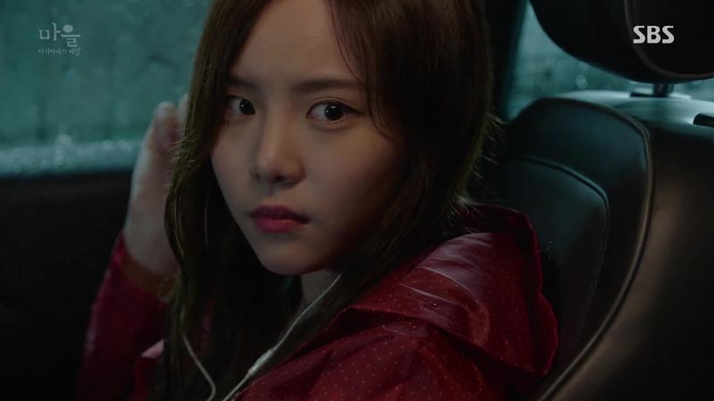 Ác Thủ Giấu Mặt - The Village: Achiara's Secret (2015)