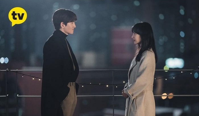 Tình Yêu Chốn Đô Thị - Lovestruck in the City (2020)