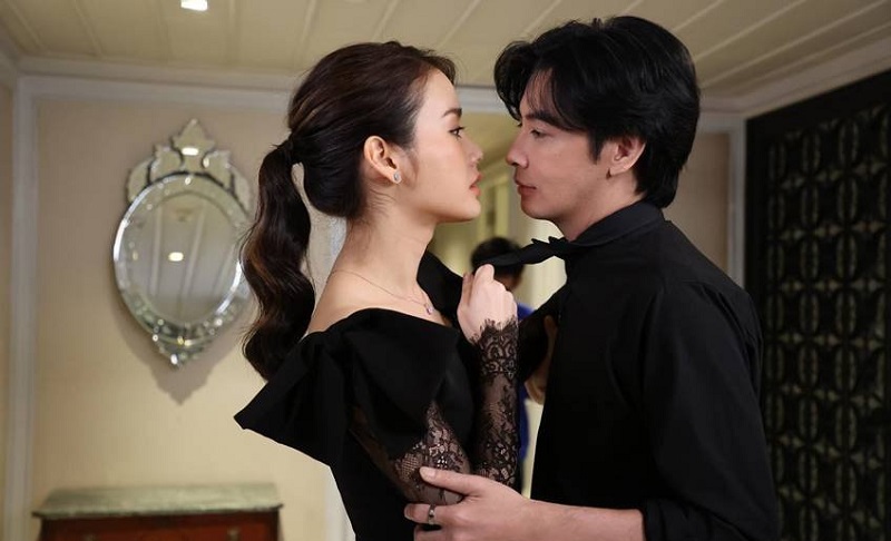 Yêu Em Yêu Trọn Con Tim - Rak Sut Jai Yai Tua Saep (2023)