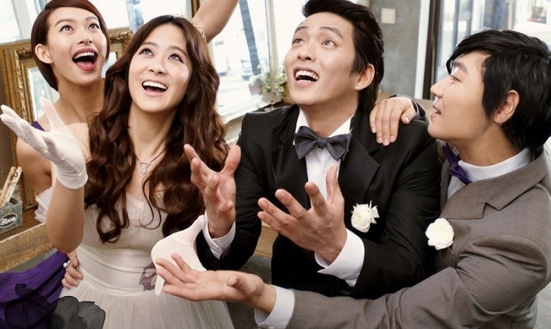 Hai Đám Cưới Và Một Đám Tang - Two Weddings And A Funeral (2012)
